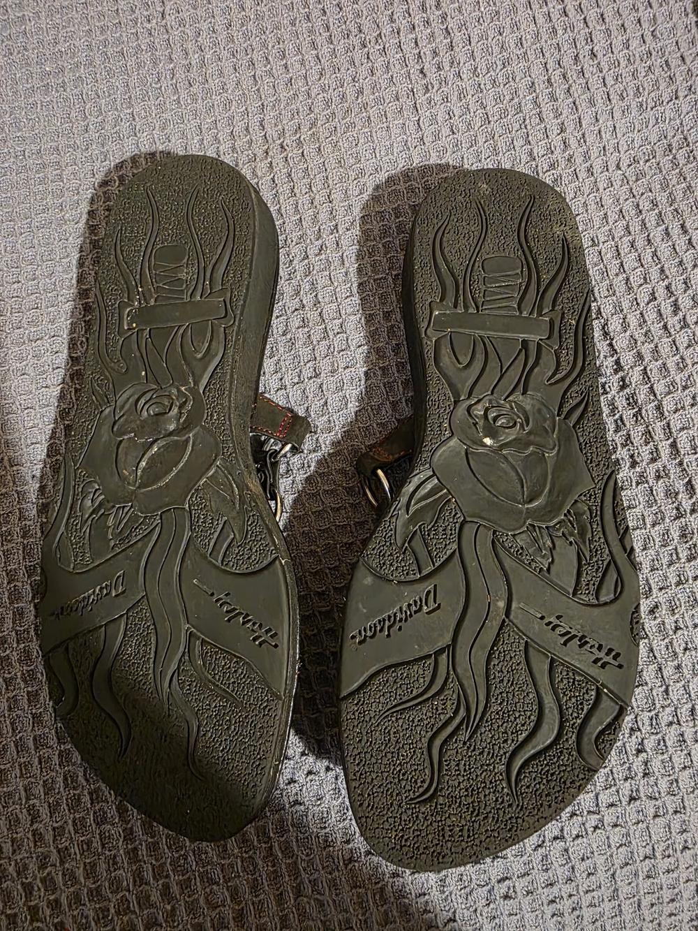 Harley-Davidson Black Leather Chain-Accent Women's Sandals - Picture 4 of 5